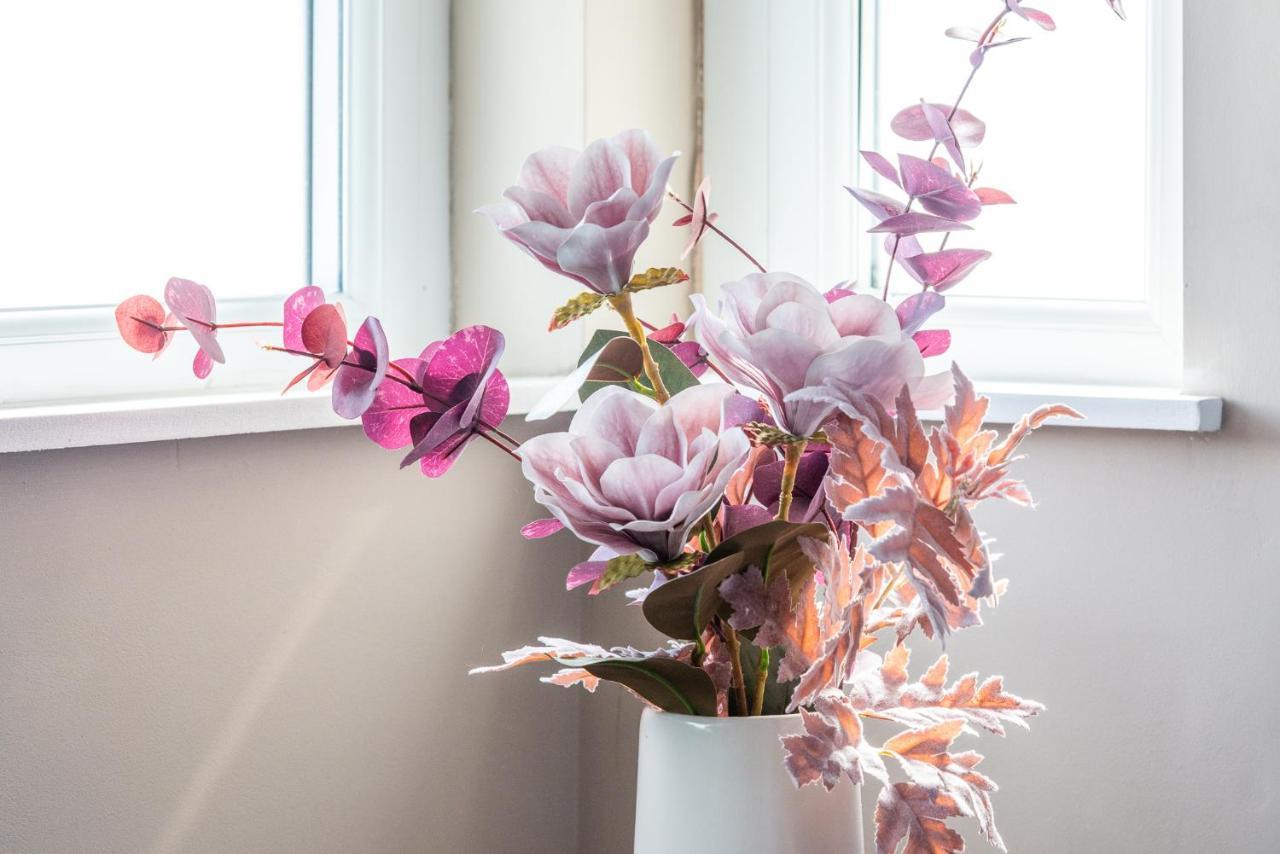 Elegant Studio - Perfect For Explorers Apartment London Luaran gambar
