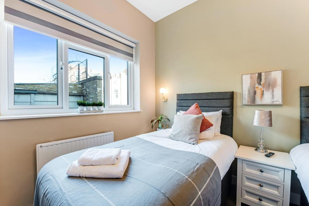 Elegant Studio - Perfect For Explorers Apartment London Luaran gambar